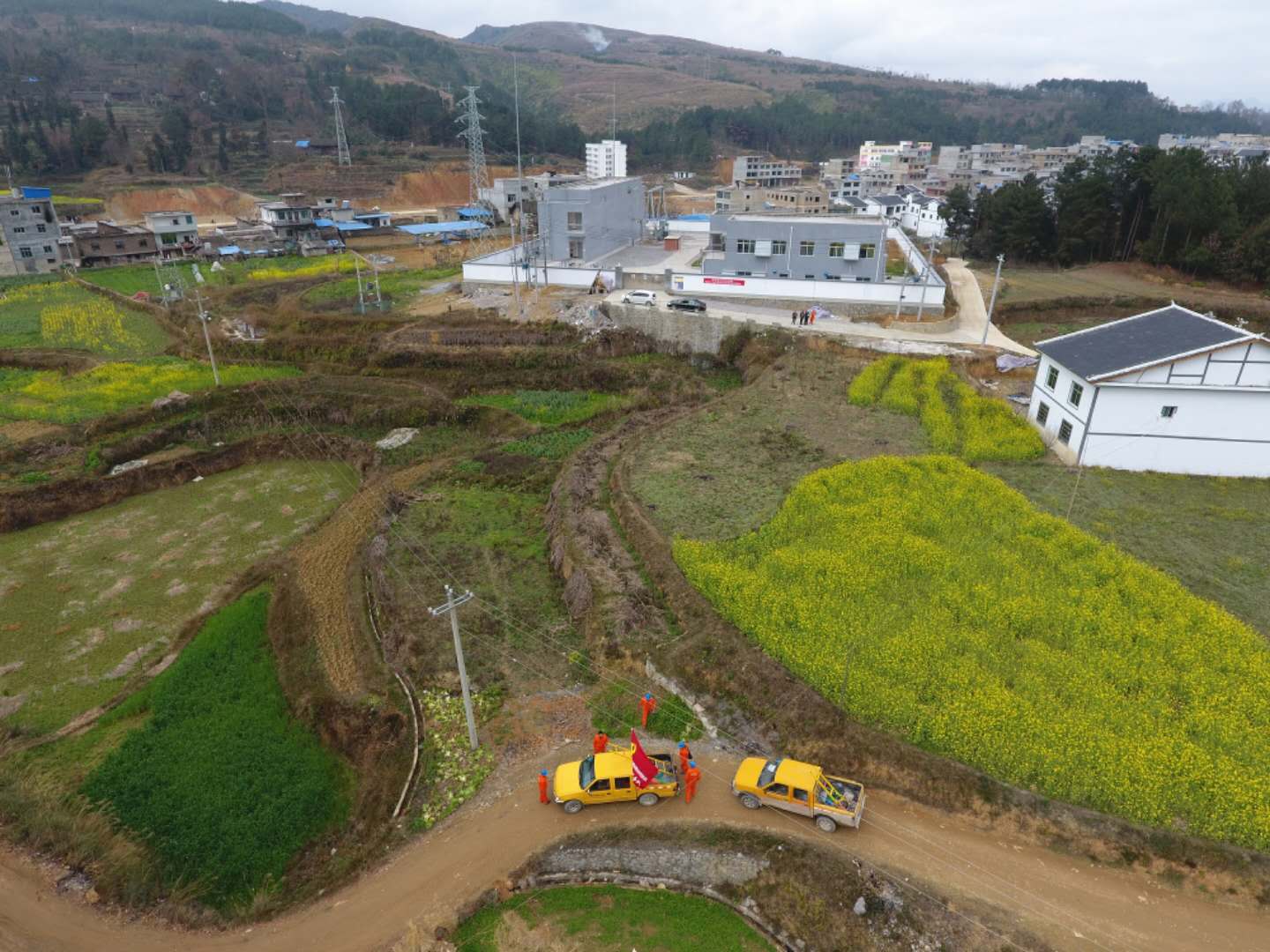 平塘供電局：防疫期間，“指尖服務”確保春耕用電