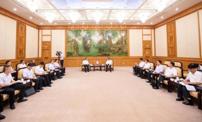 中核集團(tuán)總經(jīng)理、黨組副書記顧軍與福建省委副書記、代省長(zhǎng)王寧會(huì)談