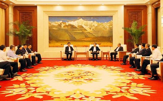 舒印彪拜會(huì)云南省委書記陳豪、省長阮成發(fā)