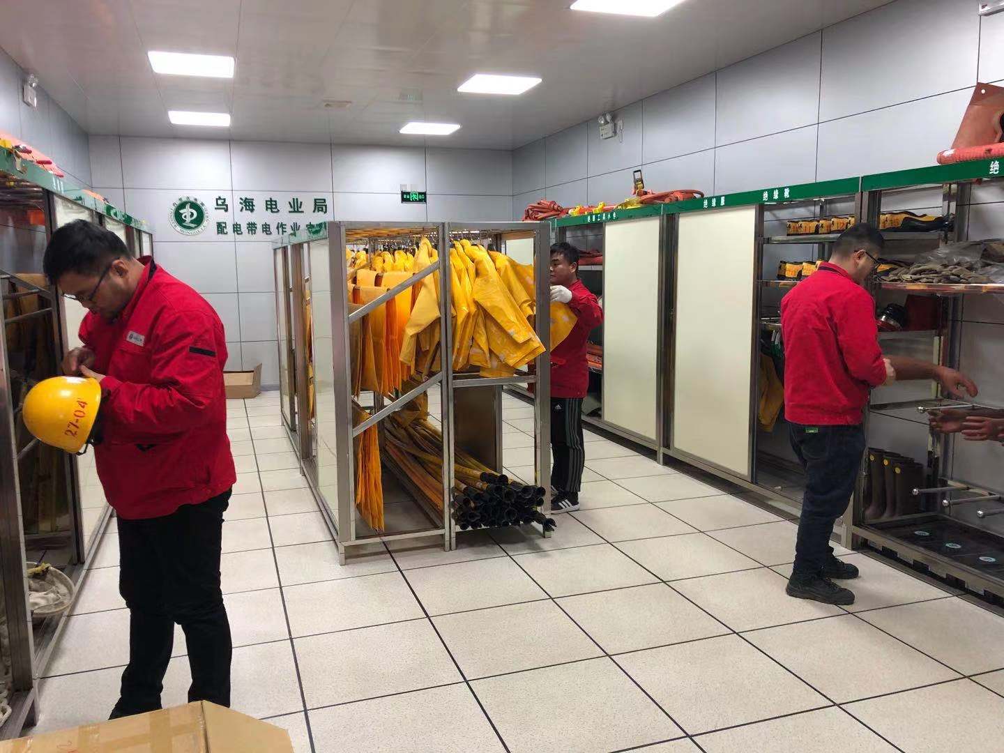烏海電業(yè)局配電帶電作業(yè)中心：寒冬大檢查，新年保安全