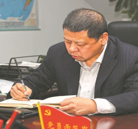 有他在，大家心里就有底了——記國家電網(wǎng)有限公司特等勞動模范汪波