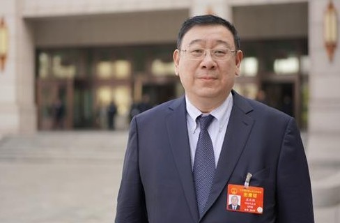 國(guó)網(wǎng)湖南省電力有限公司董事長(zhǎng)、黨委書記 孟慶強(qiáng):推動(dòng)電池儲(chǔ)能產(chǎn)業(yè)發(fā)展 助力實(shí)現(xiàn)碳達(dá)峰、碳中和目標(biāo)
