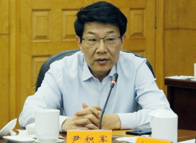 國網(wǎng)浙江省電力有限公司董事長、黨委書記  尹積軍：以“一體四翼”發(fā)展布局落地實踐 推動浙江高質(zhì)量實現(xiàn)碳達峰