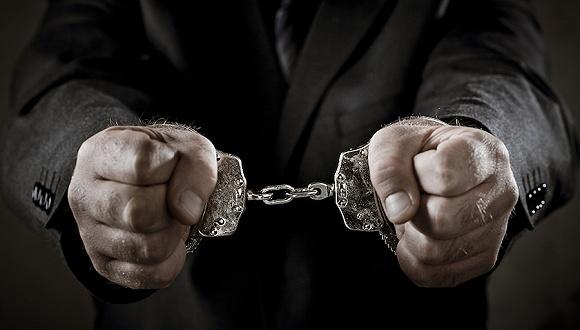 重磅！上海電氣董事長鄭建華被查！80億財(cái)務(wù)黑洞成謎，原副總裁3個(gè)月前落馬！