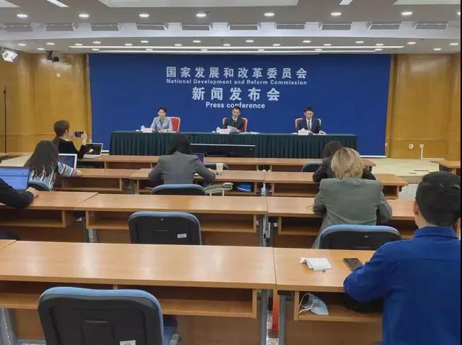 發(fā)改委最新電價(jià)通知明確“高耗能企業(yè)市場(chǎng)交易電價(jià)不受上浮20%限制”！