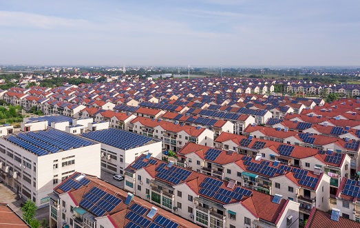 【兩會】南存輝委員：建議戶用光伏電力納入綠電、綠證、碳排放權(quán)交易市場