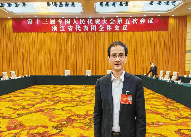 【兩會】電力為打造現(xiàn)代化濱海大都市注入動能——訪全國人大代表、浙江省寧波市經濟和信息化局局長張世方