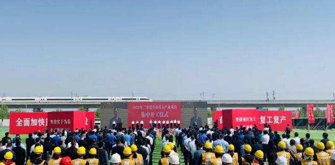 東方日升、晶科、阿特斯同時擴(kuò)產(chǎn)！