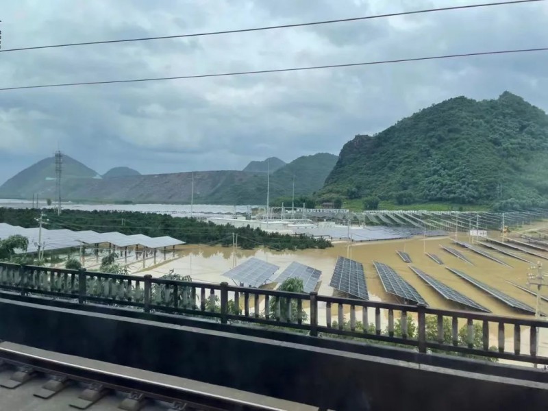 地面電站秒變漂浮電站，又一光伏電站被水淹！