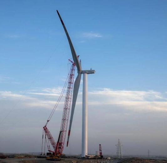 深耕大西北，H171-4MW分散式風(fēng)電項(xiàng)目成功首吊!