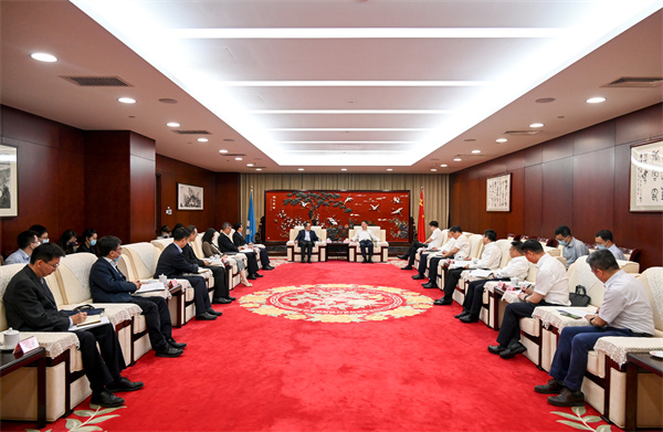 溫樞剛會(huì)見中國進(jìn)出口銀行黨委書記、董事長吳富林