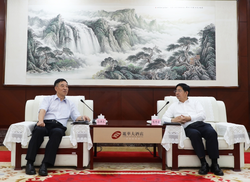 孫洪水與山西省委常委、常務(wù)副省長張吉福會談