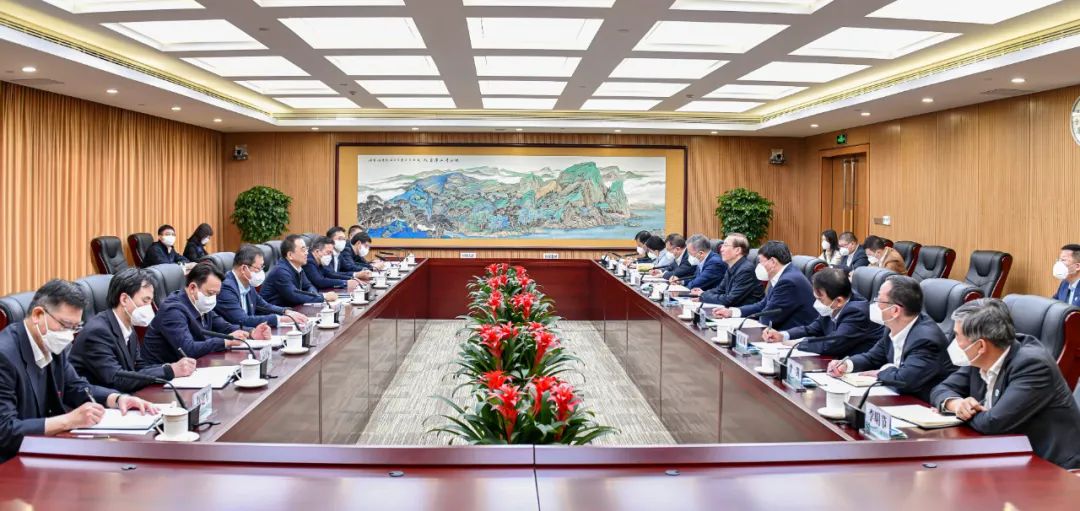 鄒磊、劉明勝與國家電網(wǎng)董事長辛保安、總經(jīng)理張智剛會(huì)談