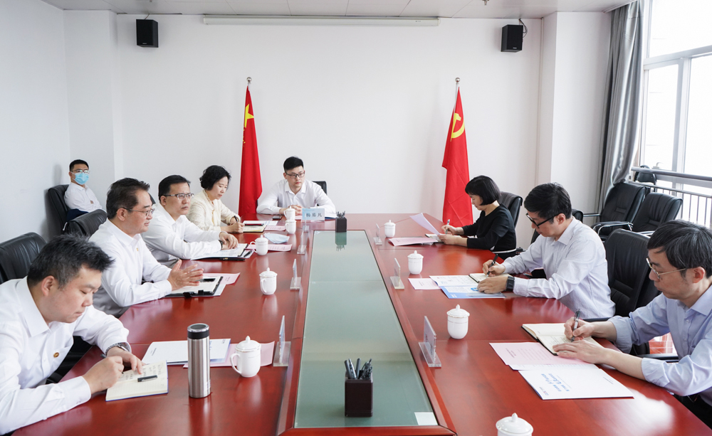 中國能建黨委常委、副總經(jīng)理吳云與國家能源局華中監(jiān)管局黨組書記、局長任育之會談