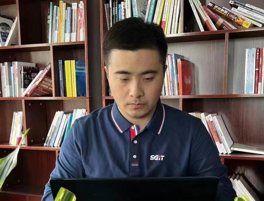 國(guó)家電網(wǎng)公司青年崗位能手許軻：潛心沉淀，厚積薄發(fā)
