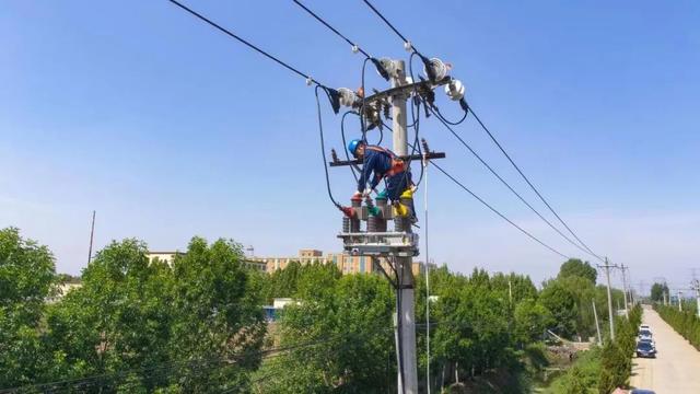 國網(wǎng)安陽供電公司一次綜合檢修力?！?年0跳”