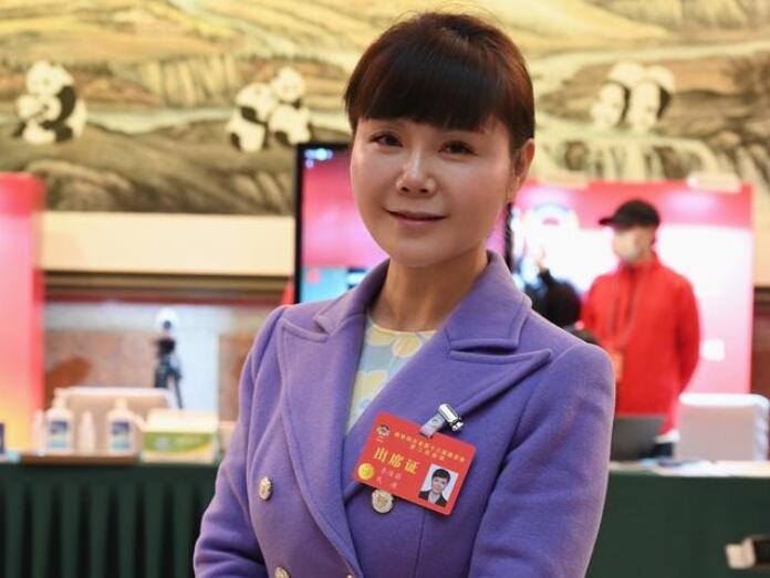 四川省政協(xié)委員李佳蔚：四川要優(yōu)化碳產(chǎn)品、參與碳交易，不斷完善碳設(shè)施
