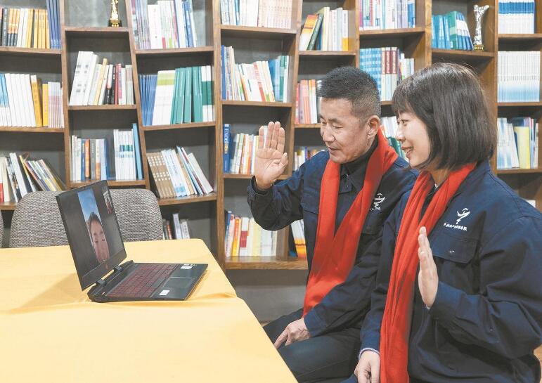 紅船精神代代傳 優(yōu)化服務(wù)促發(fā)展——記“國網(wǎng)楷?！眹译娋W(wǎng)浙江電力(嘉興)紅船共產(chǎn)黨員服務(wù)隊(duì)