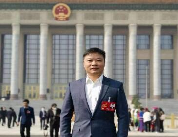 【兩會好聲音】全國人大代表、小鵬汽車董事長何小鵬：探索限定場景無人駕駛法規(guī)，助力車網融合和低空經濟騰飛