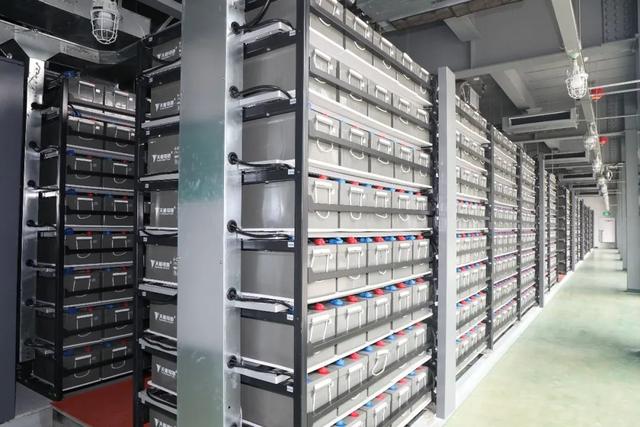 應(yīng)對用電高峰，小電池派上大用場