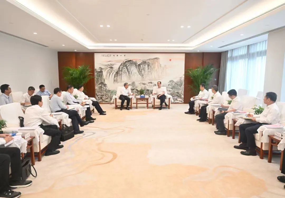 中國電建黨委書記、董事長丁焰章會見南瑞集團董事長、黨委書記山社武