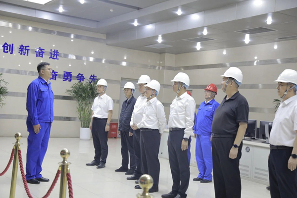 國務院國資委黨委委員、副主任茍坪到新疆華電喀什熱電公司宣講黨的二十屆三中全會精神并調研