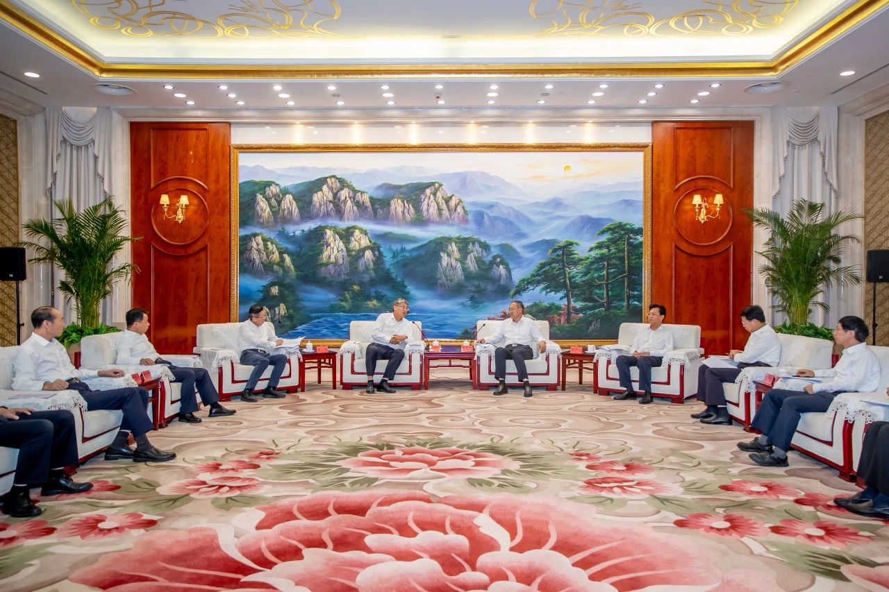 國(guó)家能源集團(tuán)董事長(zhǎng)劉國(guó)躍、總經(jīng)理余兵拜會(huì)寧夏回族自治區(qū)主要領(lǐng)導(dǎo)