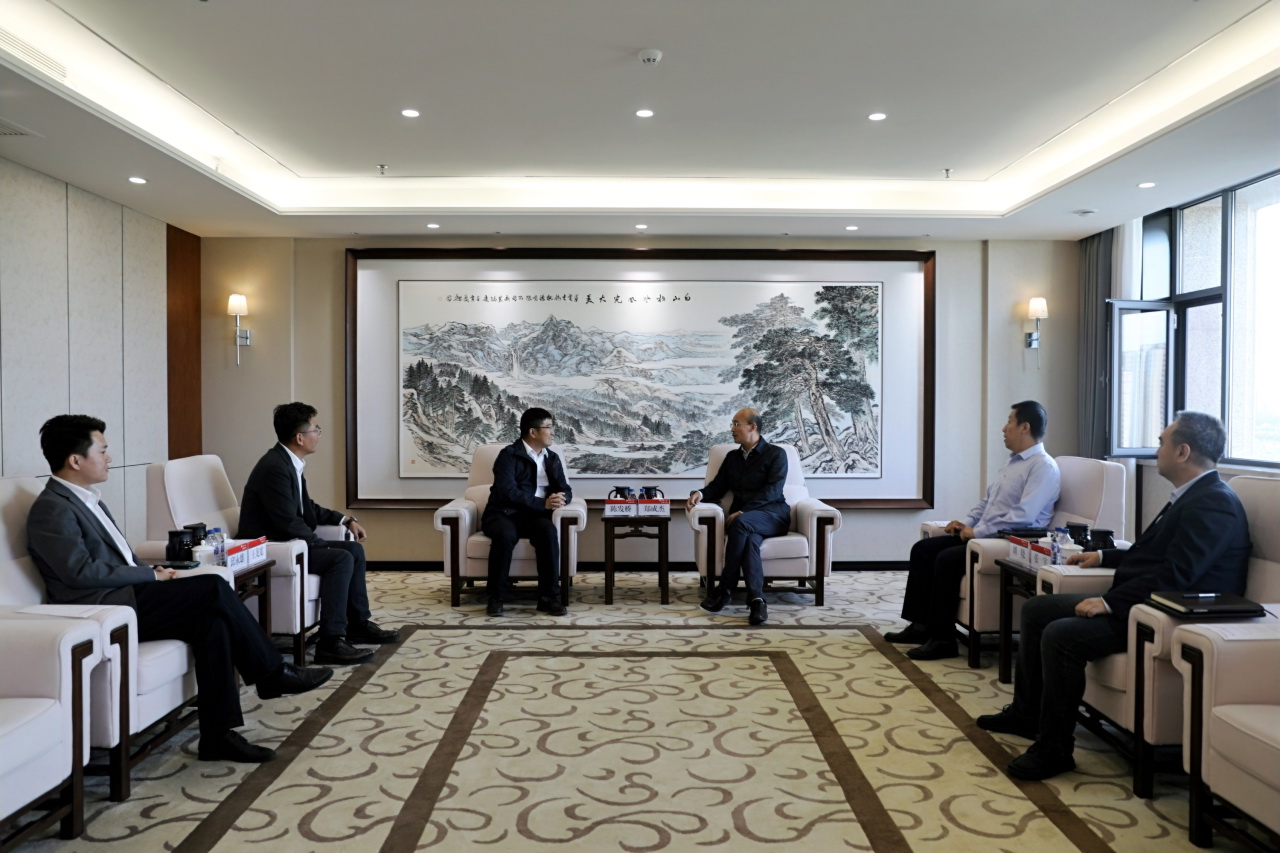 華電吉林公司總經(jīng)理鄭成杰會(huì)見明陽智能副總裁、HPM總經(jīng)理陳發(fā)橋一行