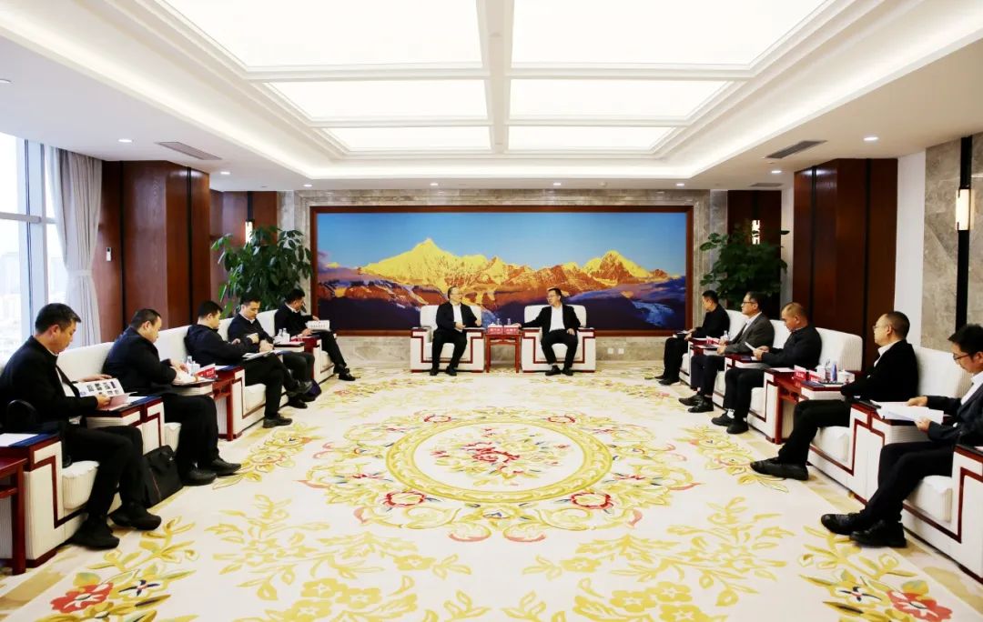 大唐云南公司黨委書記、董事長(zhǎng)王繼才與水電六局黨委書記、董事長(zhǎng)翟萬全會(huì)談