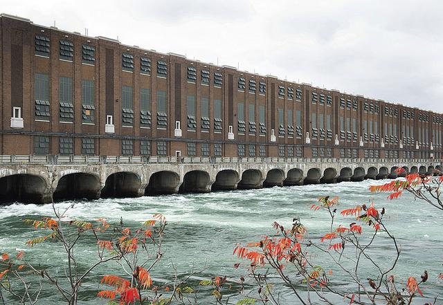 極端天氣殃及加拿大水力發(fā)電，“水電出口大國(guó)”向美國(guó)買電