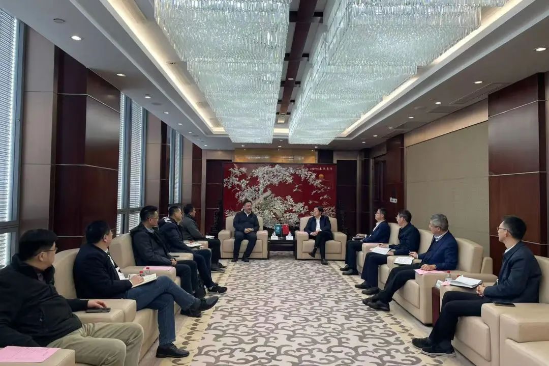 華電浙江公司黨委書記趙偉東赴國家電網華東分部、緯景儲能溝通交流