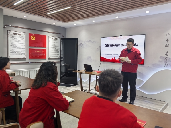 內(nèi)蒙古電力集團(tuán)烏海供電公司聯(lián)合支部： 學(xué)習(xí)北疆楷模，榜樣就在身邊