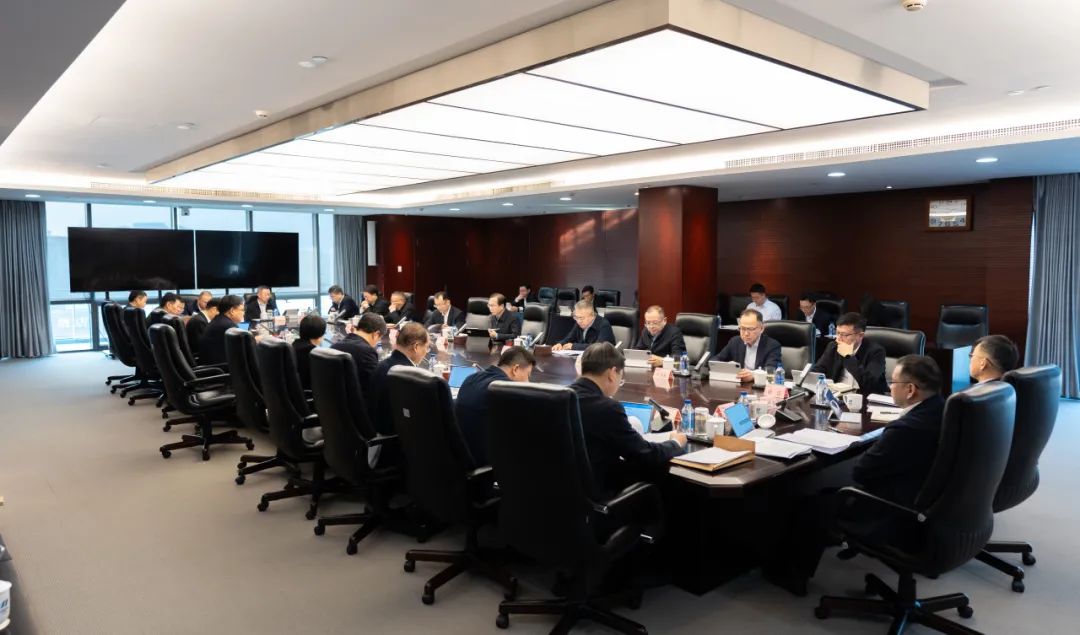 中國華電黨組傳達學習習近平總書記近期重要講話和重要指示精神、上級重要會議精神